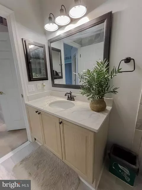 Bath - 522 Runabout Loop #522, Solomons, MD 20688 photo 4 of 6