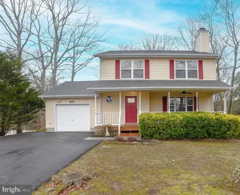 805 Bison Ct, Lusby, MD 20657