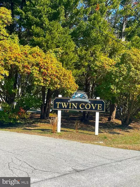 Other - 488 Twin Cove Ln, Solomons, MD 20688 photo 2 of 21