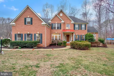 2440 Stella Dr, Huntingtown, MD 20639