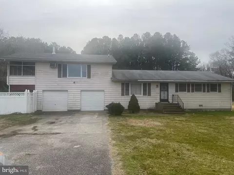 3880 Fish Hook Dr, Broomes Island, MD 20615