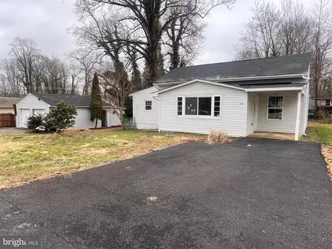 1449 Plateau Rd, Saint Leonard, MD 20685