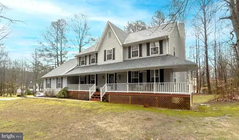 855 Maraschino Ct, Saint Leonard, MD 20685