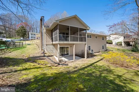 Exterior - 9809 Empire Ct, Dunkirk, MD 20754 photo 4 of 8