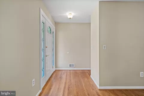 Entry Way - 9809 Empire Ct, Dunkirk, MD 20754 photo 1 of 3