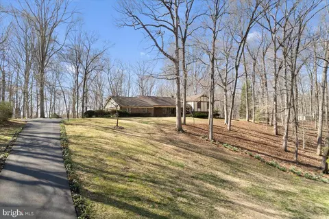 2921 Cedarwood Ln, Dunkirk, MD 20754