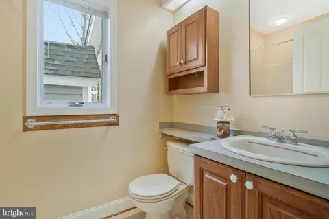 Bath - 4030 Howes Ct, Dunkirk, MD 20754 photo 1 of 1