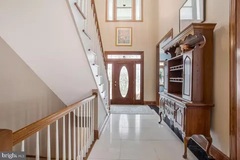 Entry Way - 4030 Howes Ct, Dunkirk, MD 20754 photo 2 of 8