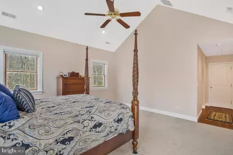 Bedroom - 4030 Howes Ct, Dunkirk, MD 20754 photo 4 of 4