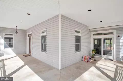 Exterior - 4030 Howes Ct, Dunkirk, MD 20754 photo 9 of 34