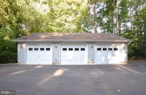 Exterior - 13630 Dowell Rd, Solomons, MD 20688 photo 4 of 13