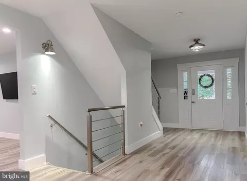 Entry Way - 13630 Dowell Rd, Solomons, MD 20688 photo 1 of 21