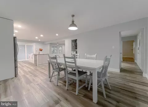Dining - 13630 Dowell Rd, Solomons, MD 20688 photo 1 of 4