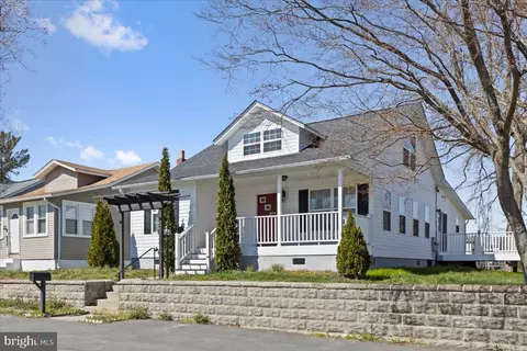 3816 27th St, Chesapeake Beach, MD 20732