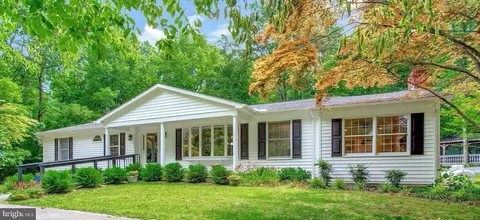 3 Armory Rd, Prince Frederick, MD 20678