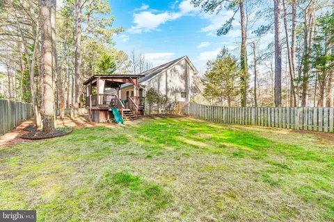 Exterior - 13541 Osprey Ln, Solomons, MD 20688 photo 4 of 7