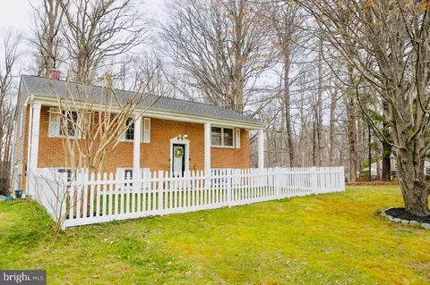 2022 5th St, Owings, MD 20736
