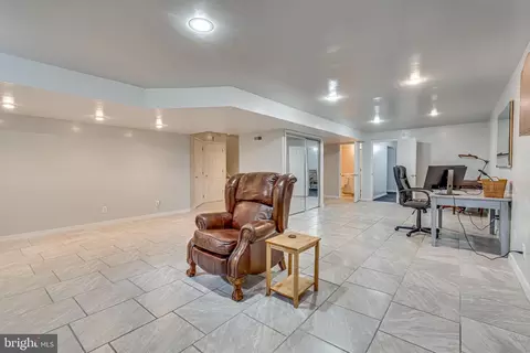 Living - 13406 Lore Pines Ln, Solomons, MD 20688 photo 5 of 5