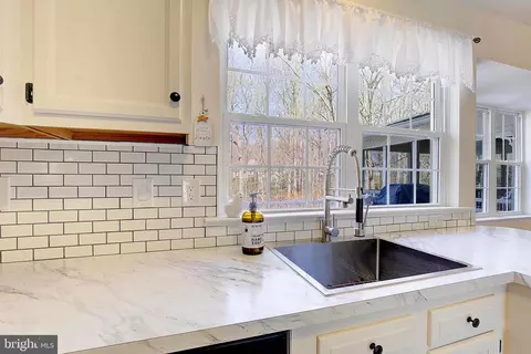 Kitchen - 2750 Icehouse Ct, Dunkirk, MD 20754 photo 5 of 5