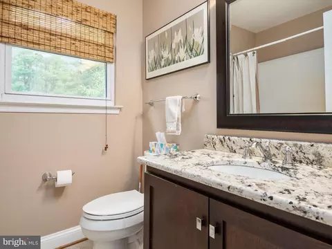 Bath - 3415 Smithville Dr, Dunkirk, MD 20754 photo 3 of 3