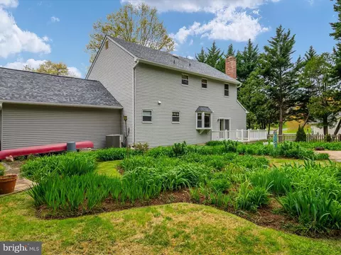 Exterior - 3415 Smithville Dr, Dunkirk, MD 20754 photo 10 of 16