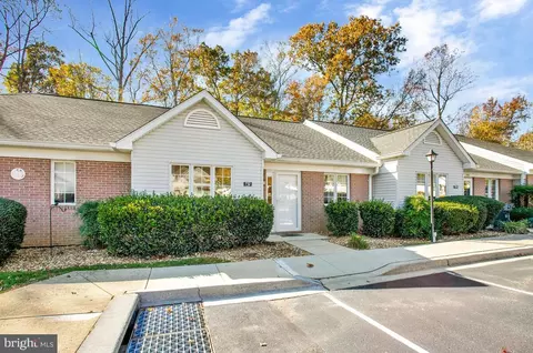 712 Charlotte Ct #25, Prince Frederick, MD 20678
