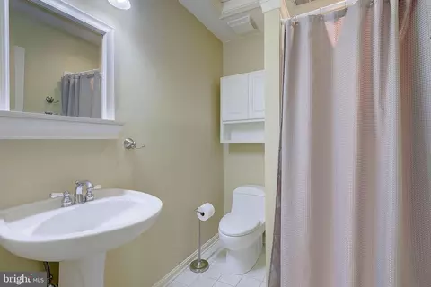 Bath - 3370 Lancer Ct, Dunkirk, MD 20754 photo 2 of 8