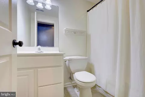 Bath - 3370 Lancer Ct, Dunkirk, MD 20754 photo 8 of 8