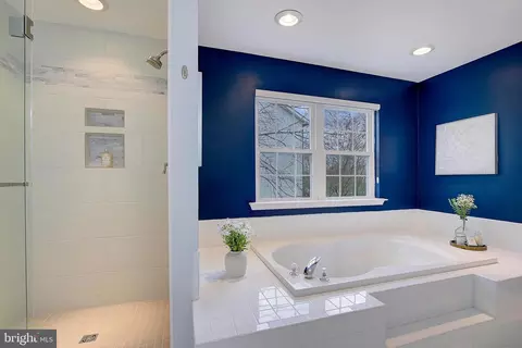 Bath - 3370 Lancer Ct, Dunkirk, MD 20754 photo 7 of 8