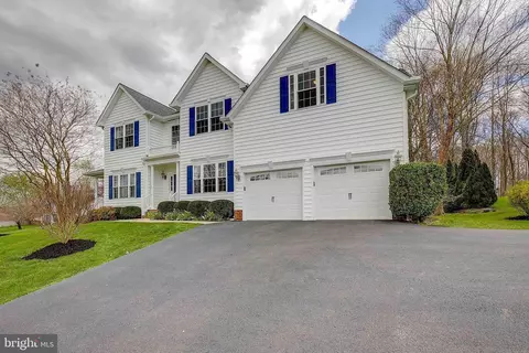 Exterior - 3370 Lancer Ct, Dunkirk, MD 20754 photo 10 of 11