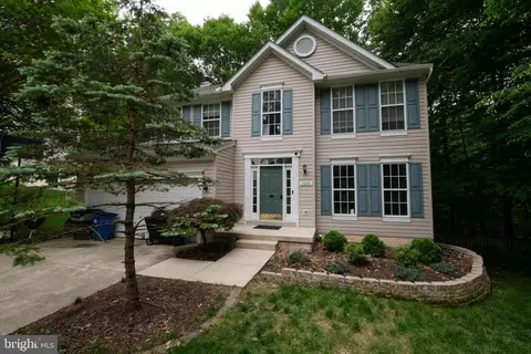 2424 Woodland Ct, Chesapeake Beach, MD 20732