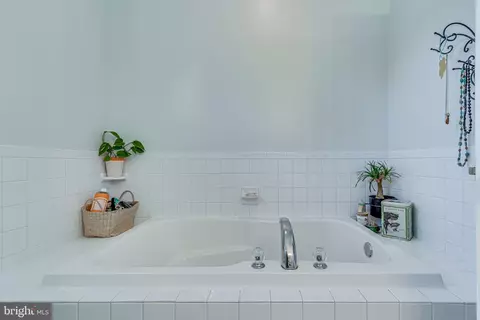 Bath - 3928 3rd St, North Beach, MD 20714 photo 3 of 5