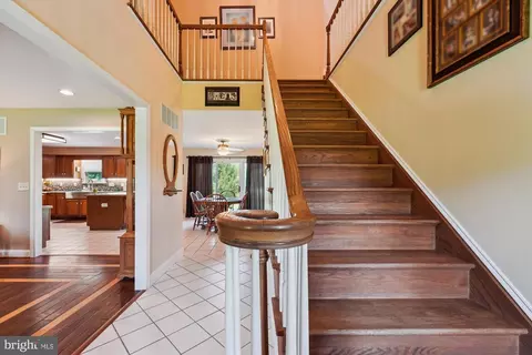 Entry Way - 3520 Old Jones Rd, Dunkirk, MD 20754 photo 2 of 4