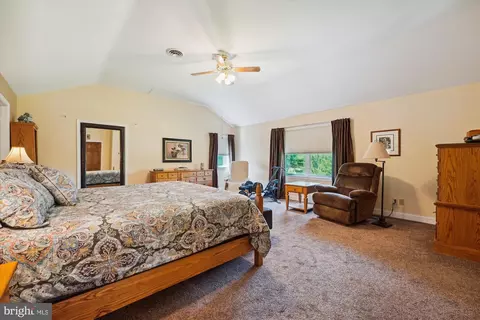 Bedroom - 3520 Old Jones Rd, Dunkirk, MD 20754 photo 3 of 4
