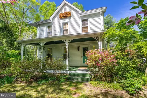9246 Boyds Turn Rd, Owings, MD 20736