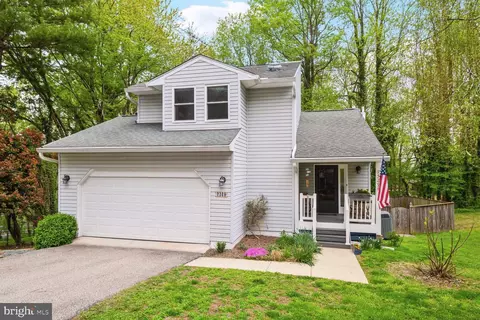 7329 Woodshire Ave, Chesapeake Beach, MD 20732