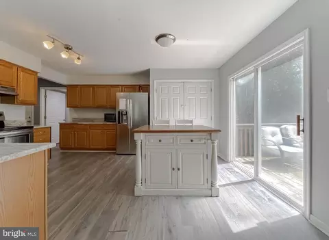 Kitchen - 910 Morello Way, Saint Leonard, MD 20685 photo 7 of 8