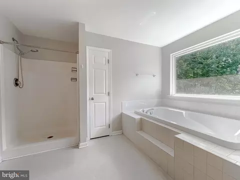Bath - 910 Morello Way, Saint Leonard, MD 20685 photo 5 of 10
