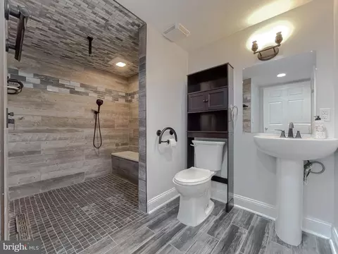 Bath - 910 Morello Way, Saint Leonard, MD 20685 photo 2 of 10