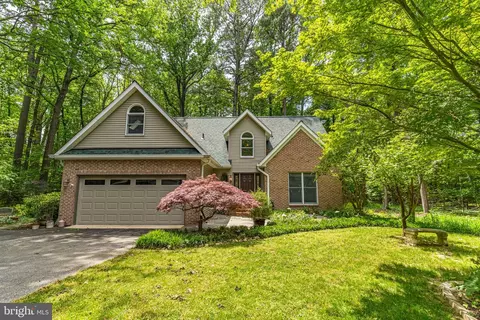 12702 Mill Creek Dr, Lusby, MD 20657