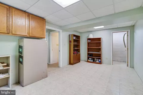Living - 494 Cardinal Dr, Lusby, MD 20657 photo 5 of 9