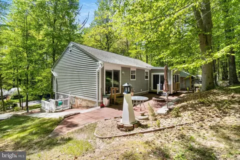 Exterior - 494 Cardinal Dr, Lusby, MD 20657 photo 9 of 10