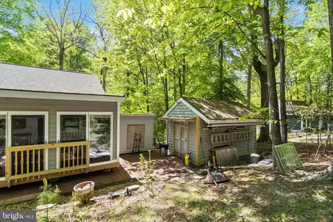 Exterior - 494 Cardinal Dr, Lusby, MD 20657 photo 7 of 10