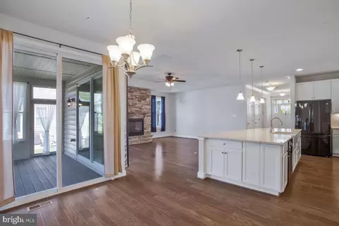 Entry Way - 13904 Ensign Rd, Solomons, MD 20688 photo 10 of 12