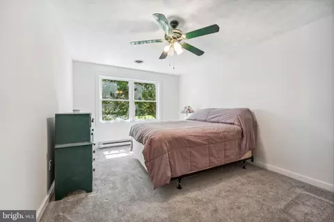 Bedroom - 12730 Springfield Ct, Dunkirk, MD 20754 photo 2 of 2