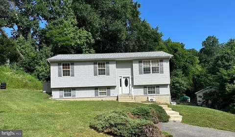 3521 Chesapeake Ave, Chesapeake Beach, MD 20732