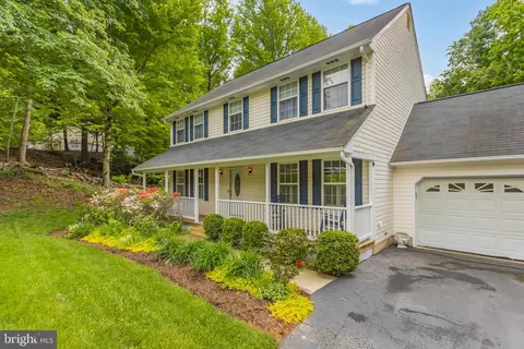80 Walnut Creek Rd, Huntingtown, MD 20639
