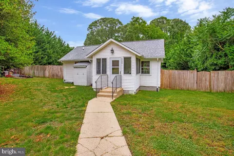 1265 Dares Beach Rd, Prince Frederick, MD 20678