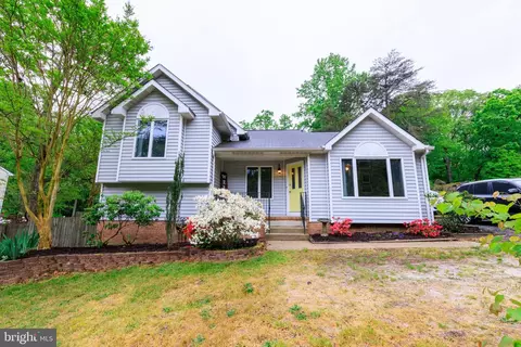 2729 Cove Point Rd, Lusby, MD 20657