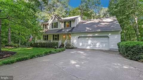 115 Chesley Ct, Saint Leonard, MD 20685